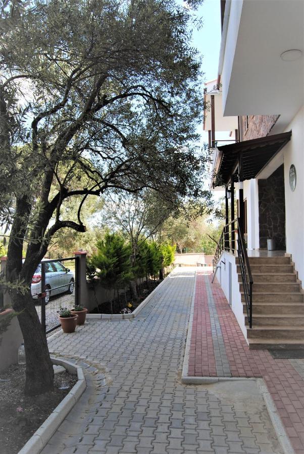Beyaz Konak Guere Bagian luar foto